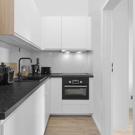 Ferienwohnung Right In The Heart Of Breslau Exterior foto