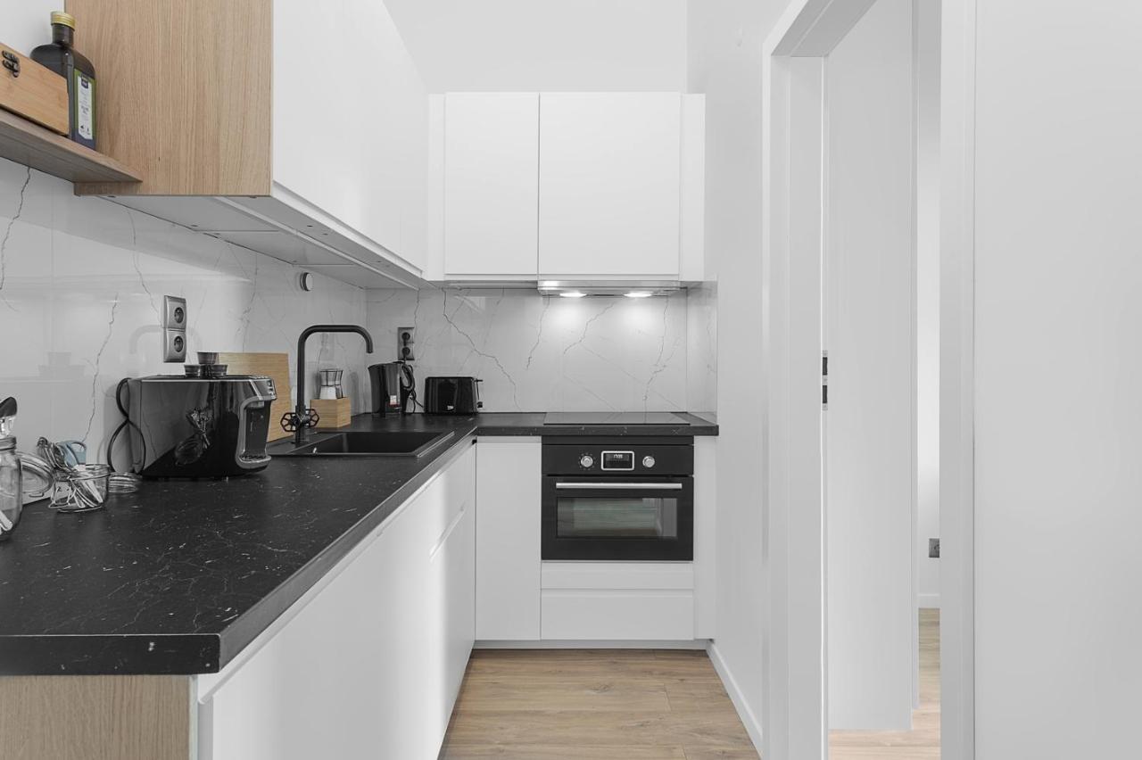 Ferienwohnung Right In The Heart Of Breslau Exterior foto